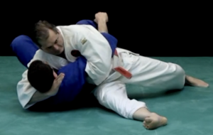 Immobilisation en judo : cet osaekomi s'appelle Hong Gesa Gatame